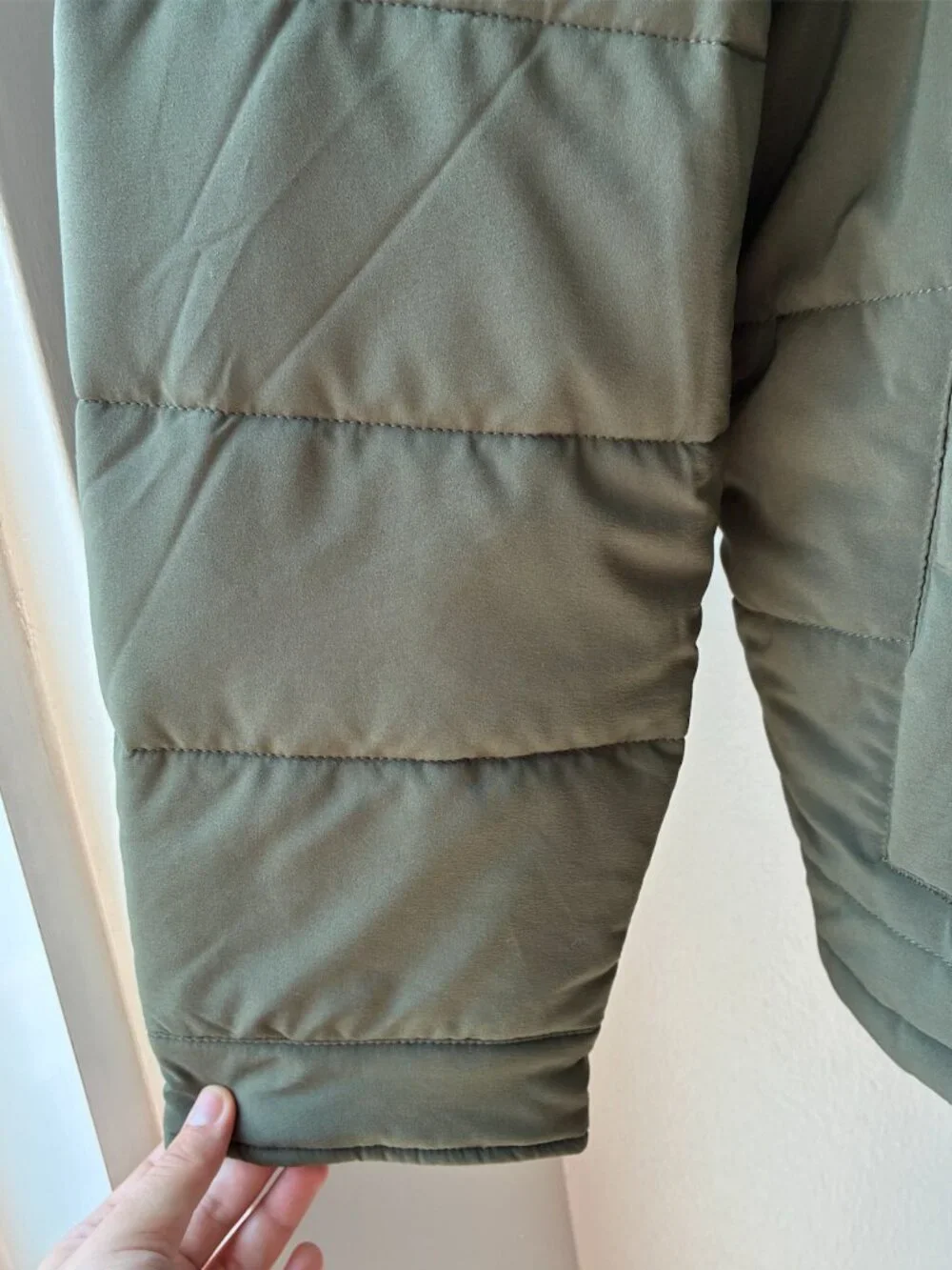 J. Crew Men's Eco Nordic Shirt-Jacket with PrimaLoft in Olive Green - Size L